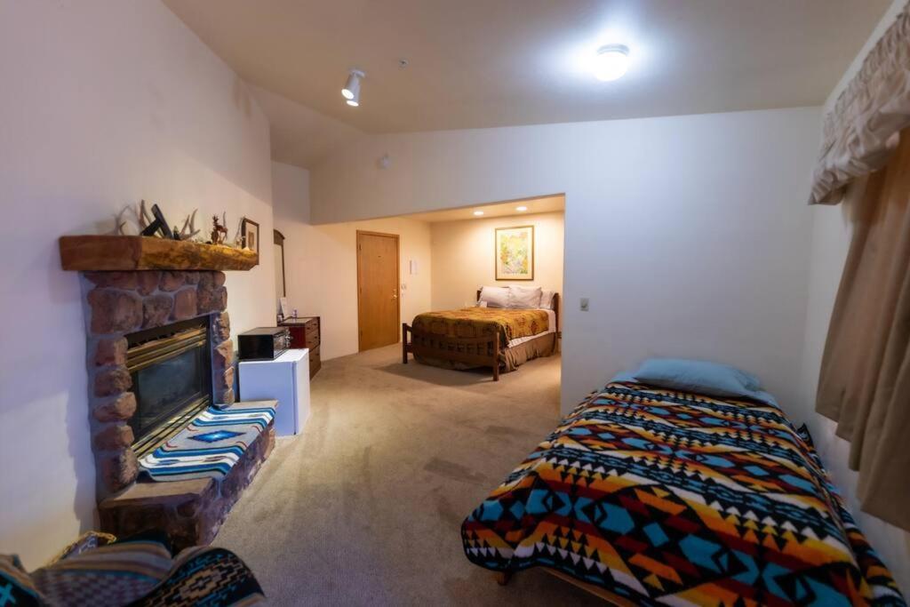 Queen Suite