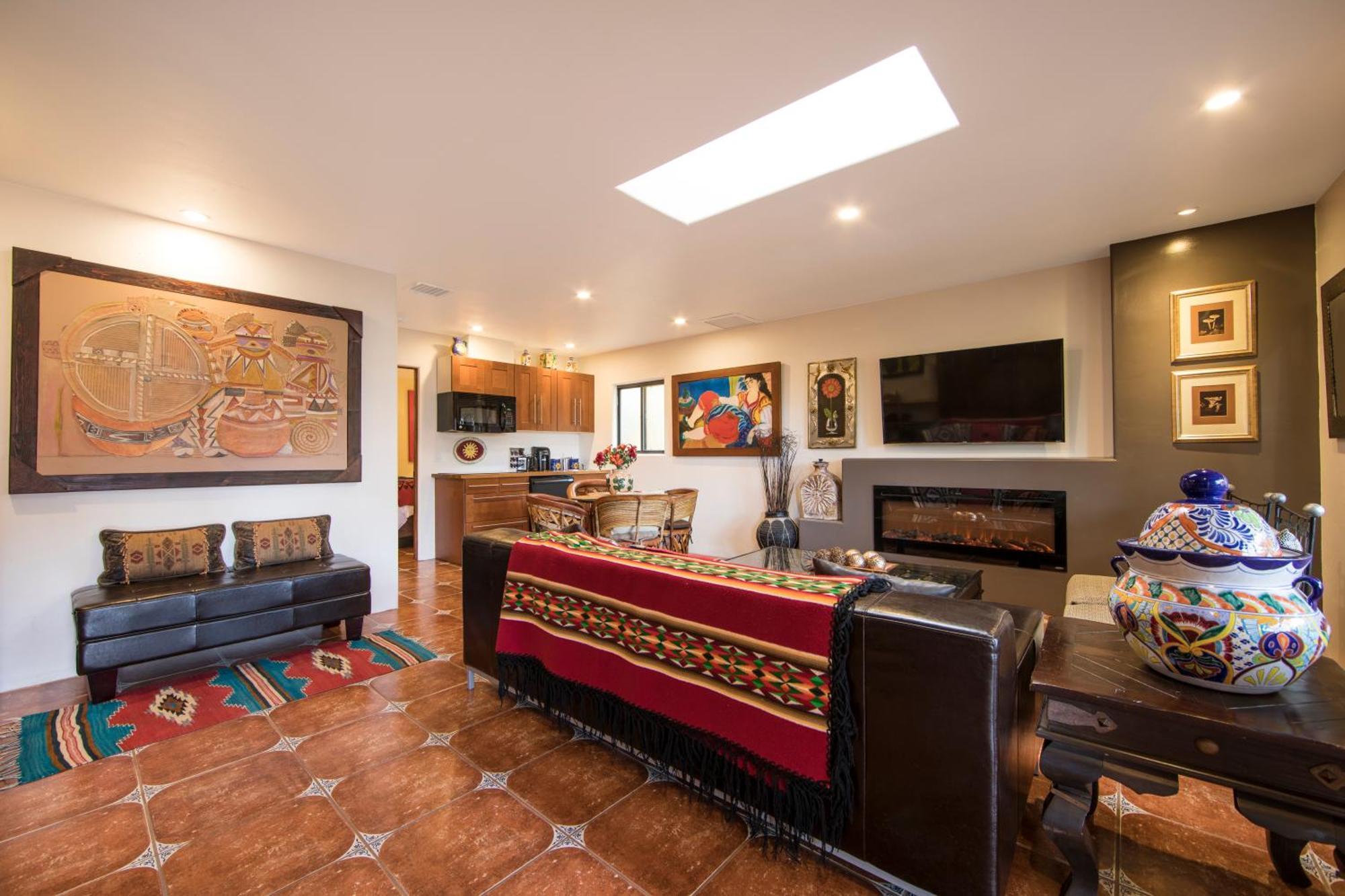 Deluxe One-Bedroom Suite
