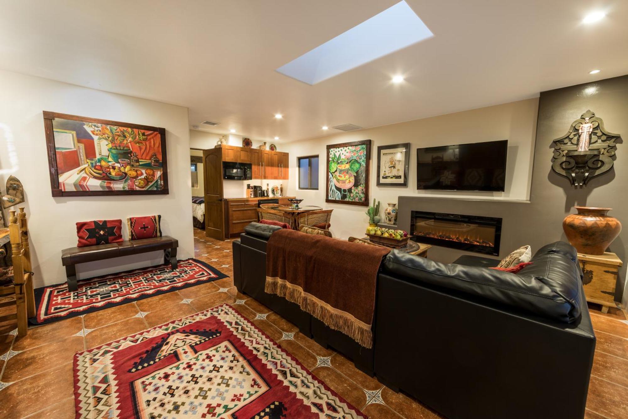 Deluxe One-Bedroom Suite