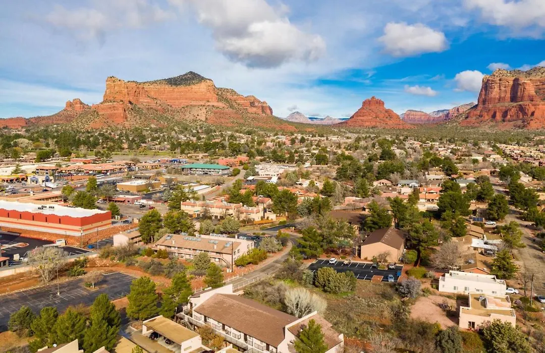 Red Rock Retreat 1Br By Casago-1
