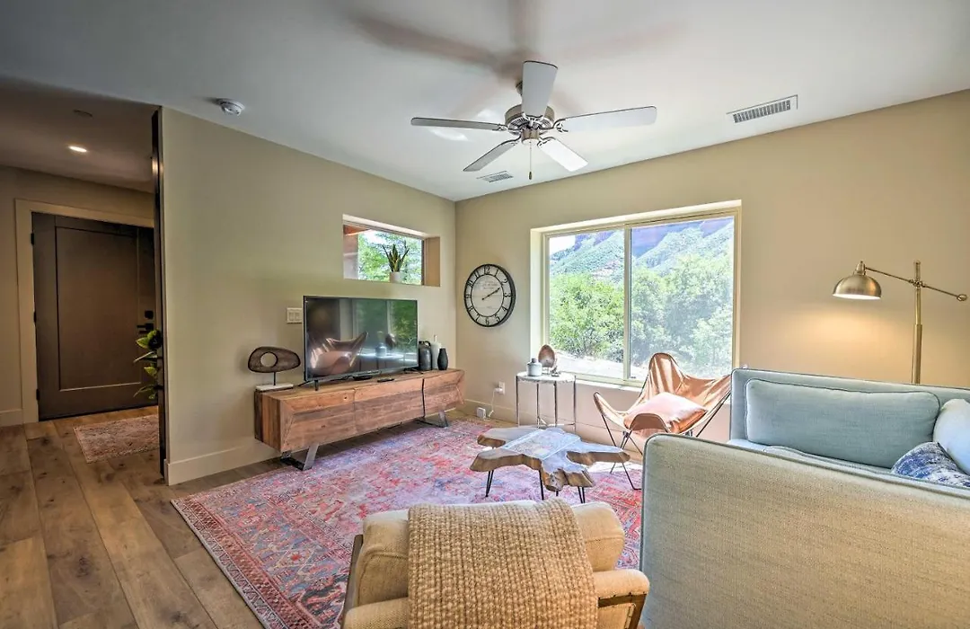 Dreamy Sedona Sanctuary With Awe-Inspiring View!-1