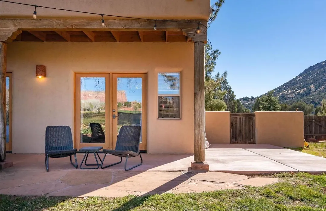 Adobe Hacienda- Sedona Suite Apts-1