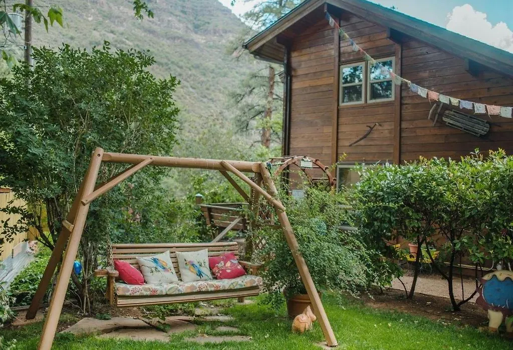 Canyon Wren Creek Access- Morning Glory Cabin-1