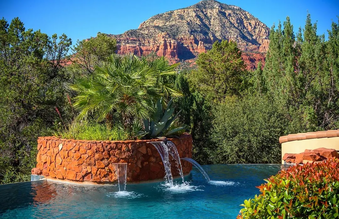 Sedona Palatial Paradise: Infinity Pool, Spa & Epic Views!-1