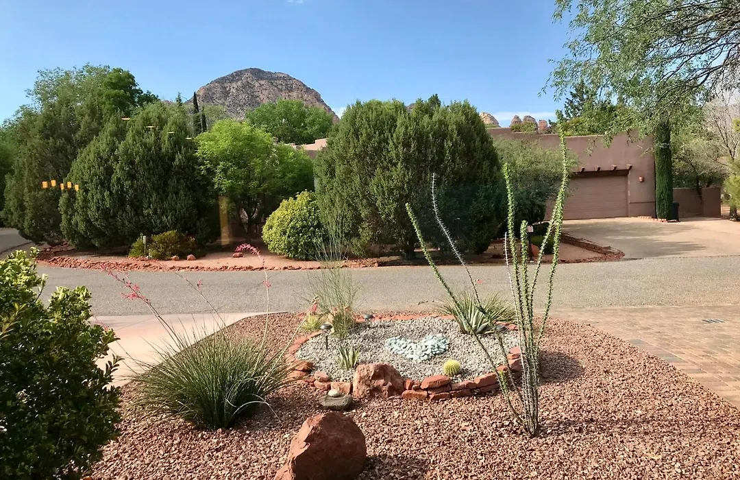 Mountain View 1 Bedroom Apartment, Unit B, Private Entrance-1