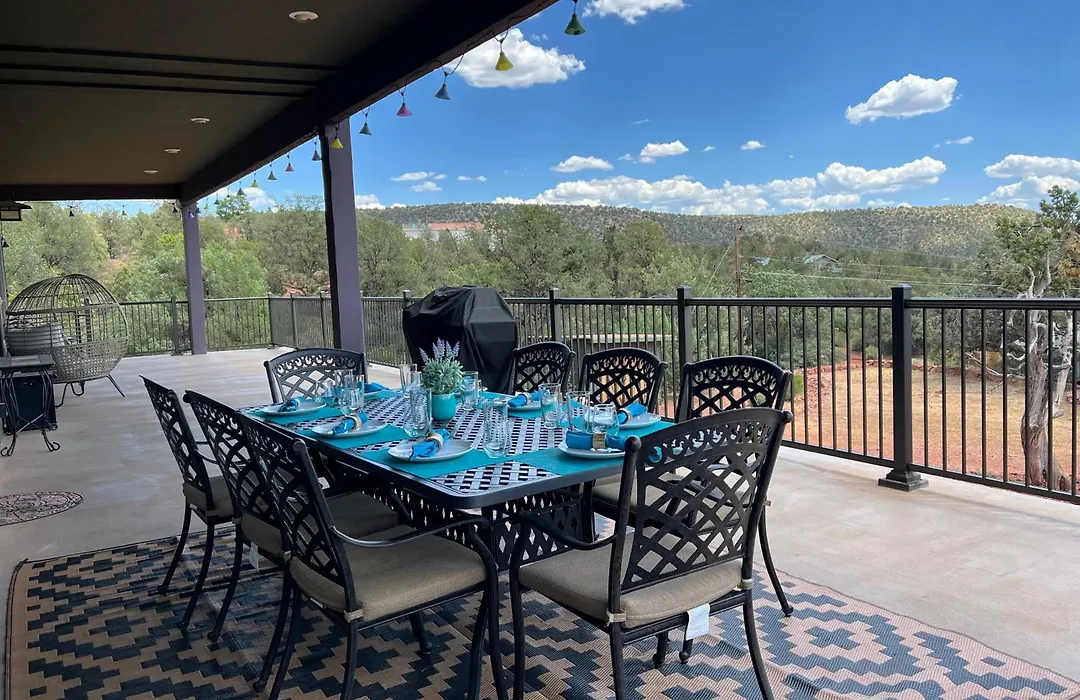 Close To Fresh Creek! Sleeps 12 ~ Amazing Views W/Serene Open Space ~ Hot Tub + Game Room ~ Trails Outside-1