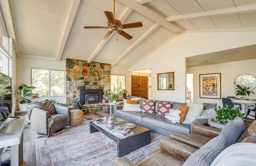 Secluded Sedona Retreat With Red Rock Views!-1
