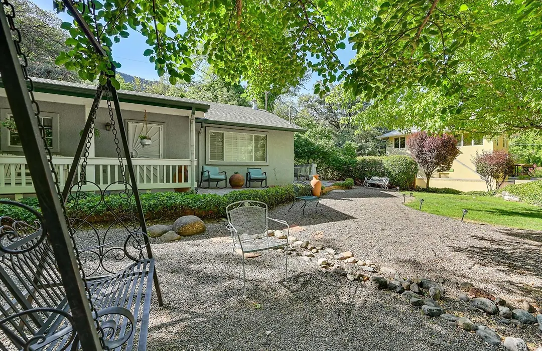 Patio & Mtn Views: Tranquil Sedona Gem-1