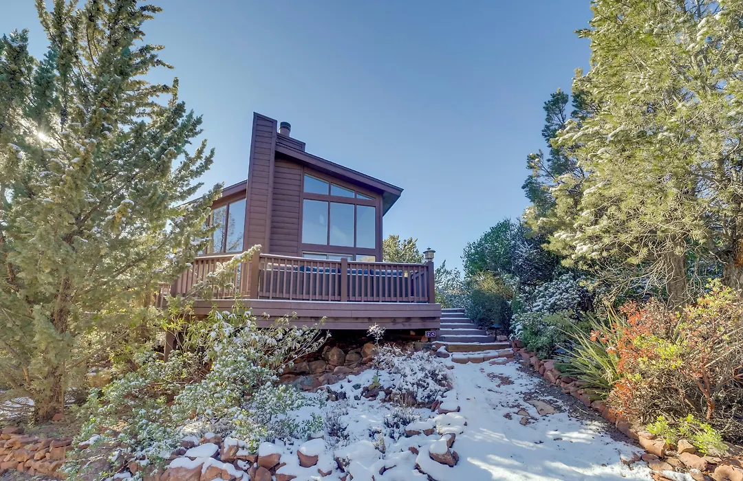 Mountain-View Deck: Bright Sedona Home-1