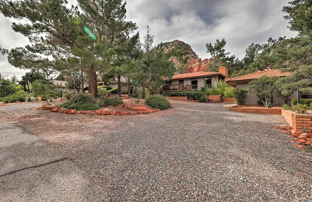Red Rock Views: Modern Sedona Home-1