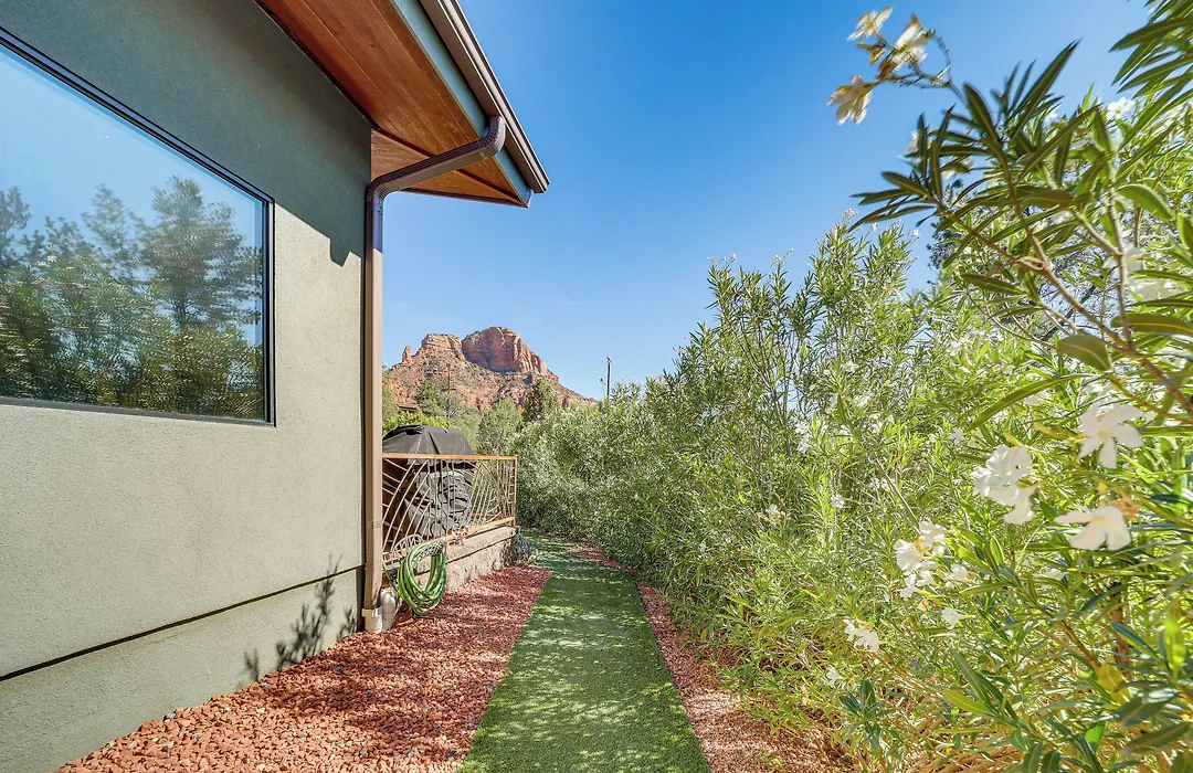 Chic Sedona Retreat: 2 Mi To Cathedral Rock Trail!-1