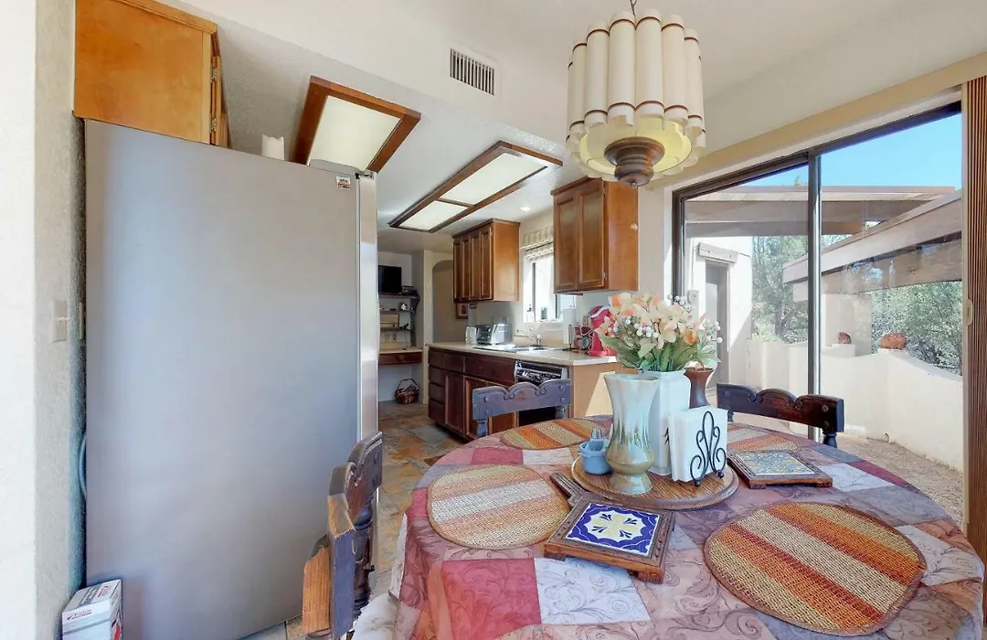 That 70'S House-1