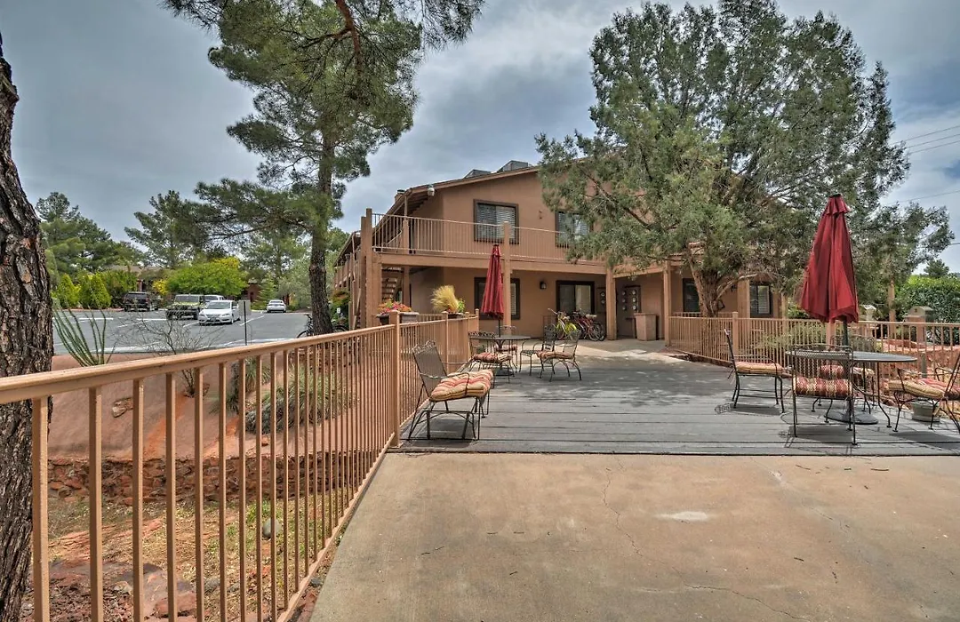 South Sedona Condo W/ Pool Access - Walk To Shops!-1