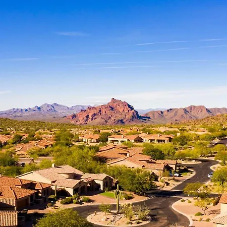 Red Rock Retreat-3