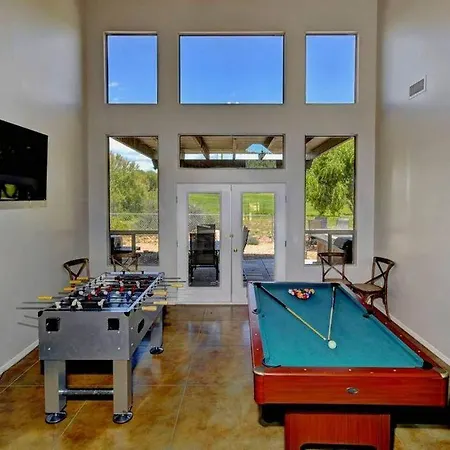 Red Rock Retreat-2