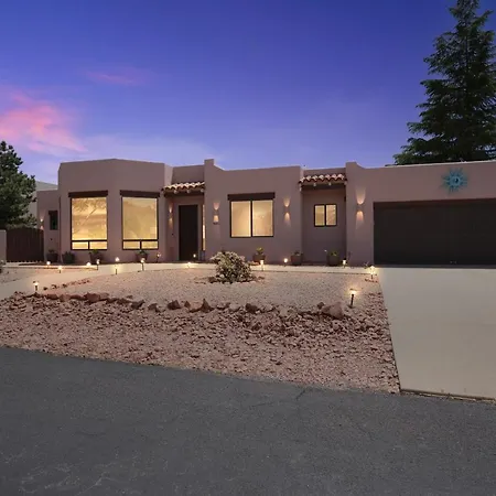 Beautiful Sedona Home, Redrock Views, And Hot Tub-3