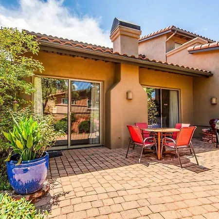 Uptown Sedona Gem: 3-Bed Townhome With Majestic Views And Central Location-2