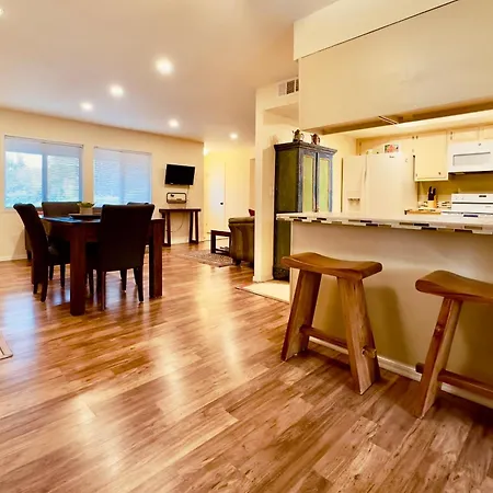 Zen Desert 3Br Home, Great Location-2