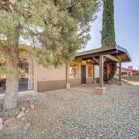 Near Hiking & Golfing: Sedona Home W/ Patio!-3