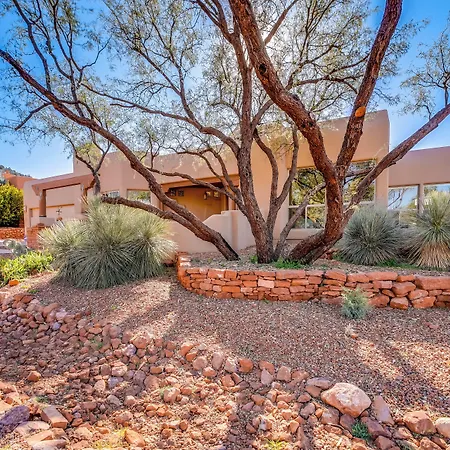 Red Rock Mtn View & Fire Pit: Central Sedona Home!-2